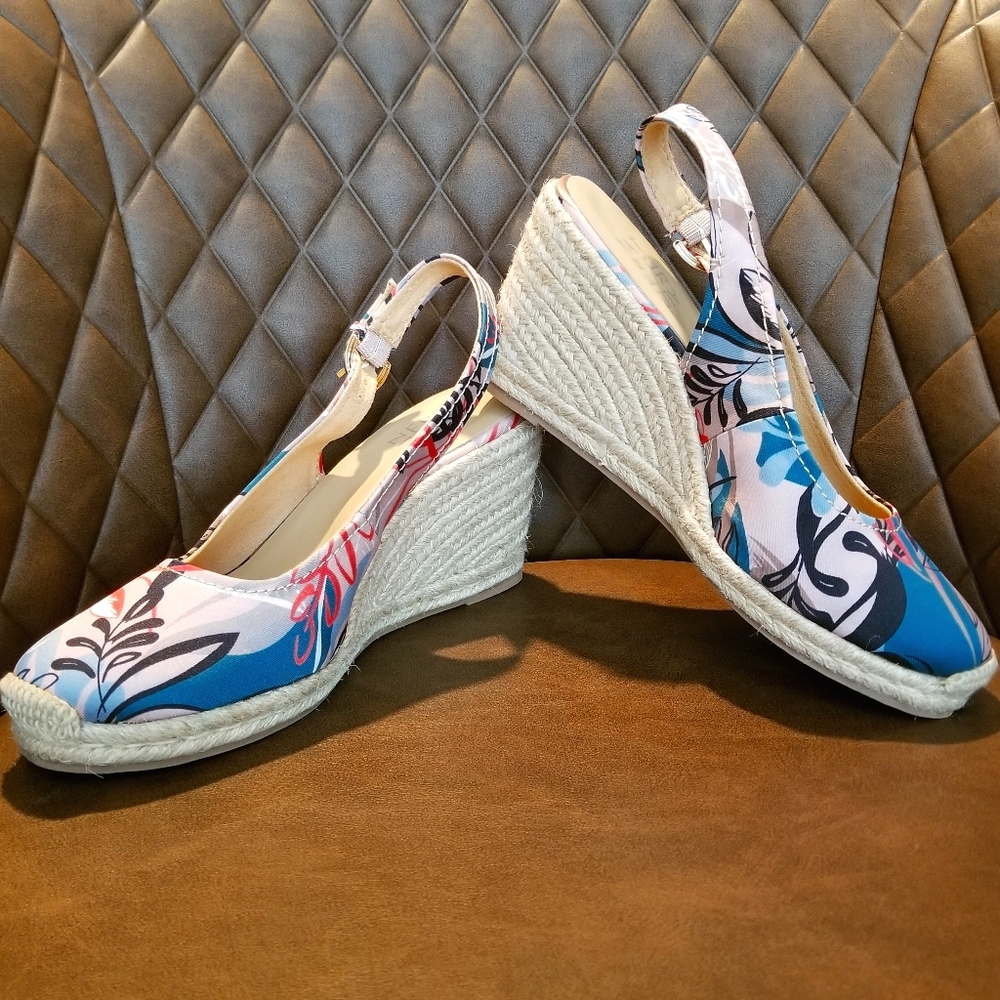 Naturalizer Espadrille Wedge Heel Sandal Blue Pink Neutral Floral Print Boho